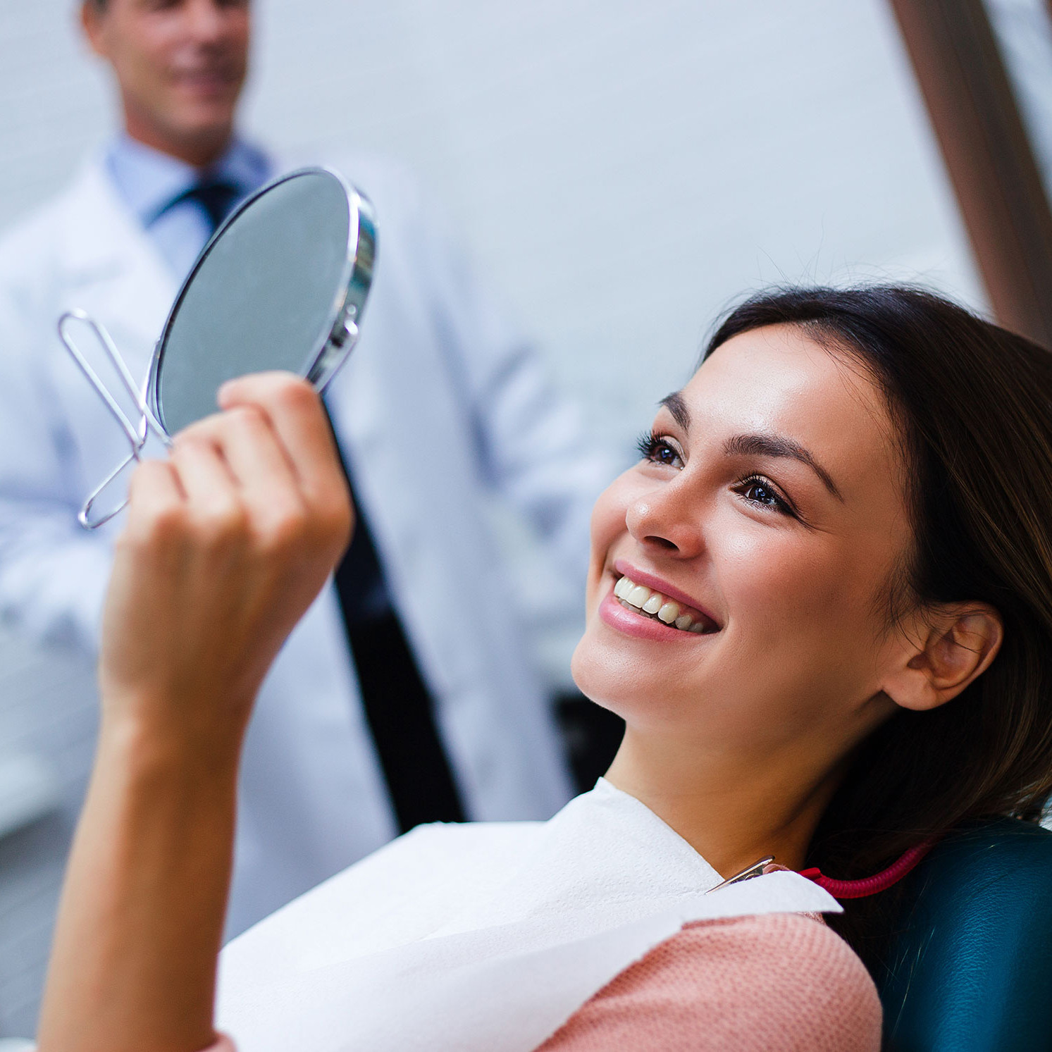 Zen Smiles - Urgențe stomatologice, programare rapidă și tratament de &icirc;naltă calitate - Luni-Duminică, orele 09:00-23:00